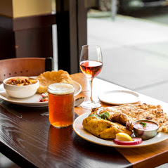 Table setting in restaurant